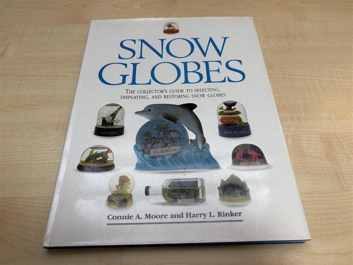 Snow Globes — Gids voor Verzamelaars & Restauratie, Boeken, Hobby en Vrije tijd, Gelezen, Overige onderwerpen, Ophalen of Verzenden