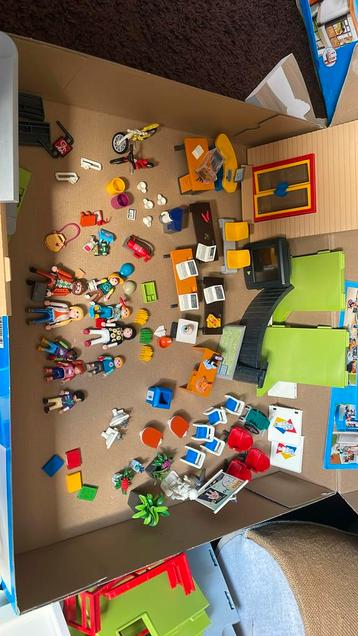 Playmobil school (9453) compleet en met doos beschikbaar voor biedingen