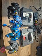 2x n64 4 controllers 2 spellen en extension pack, Spelcomputers en Games, Spelcomputers | Nintendo 64, Ophalen, Zo goed als nieuw