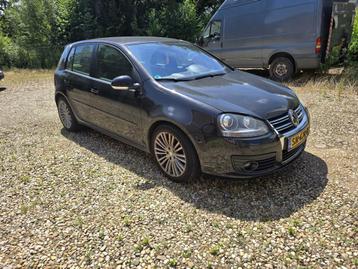 Volkswagen Golf 2.0 FSI Sportline (bj 2005) beschikbaar voor biedingen
