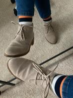Clarks Desert Boots, Kleding | Dames, Schoenen, Beige, Lage of Enkellaarzen, Ophalen of Verzenden, Zo goed als nieuw
