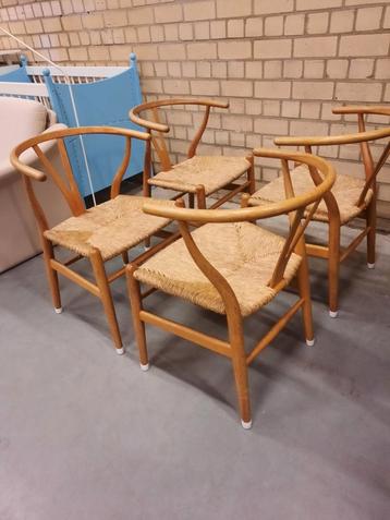 4 originele Carl Hansen & Son Wishbone stoelen  beschikbaar voor biedingen