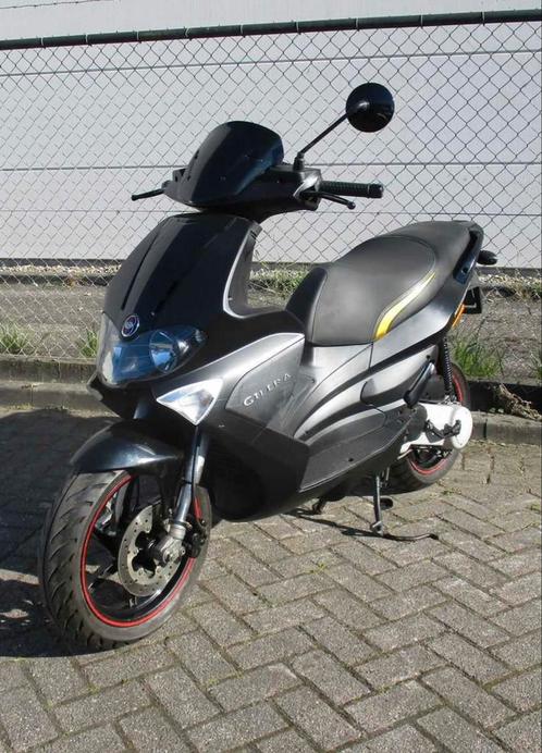 Gilera Runner Rst, Fietsen en Brommers, Snorfietsen en Snorscooters, Zo goed als nieuw, Gilera, Tweetakt, Ophalen