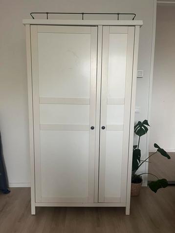 Hemnes kast beschikbaar voor biedingen