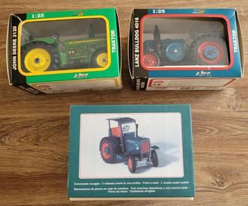 3 x Kovap Tractor 1:25 John Deer, Lanz Bulldog Hanomag R40 beschikbaar voor biedingen