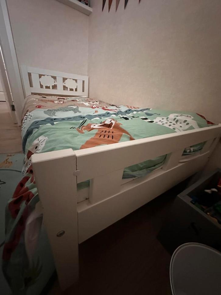 IKEA Kritter kinderbed met matras en beddengoed, Kinderen en Baby's, Kinderkamer | Bedden, Zo goed als nieuw, 160 tot 180 cm, 70 tot 85 cm