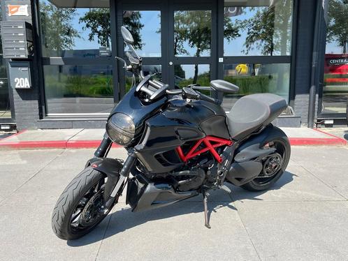 Ducati Tour Diavel 154PK|Keyless, Motoren, Motoren | Ducati, Bedrijf, Toermotor, meer dan 35 kW