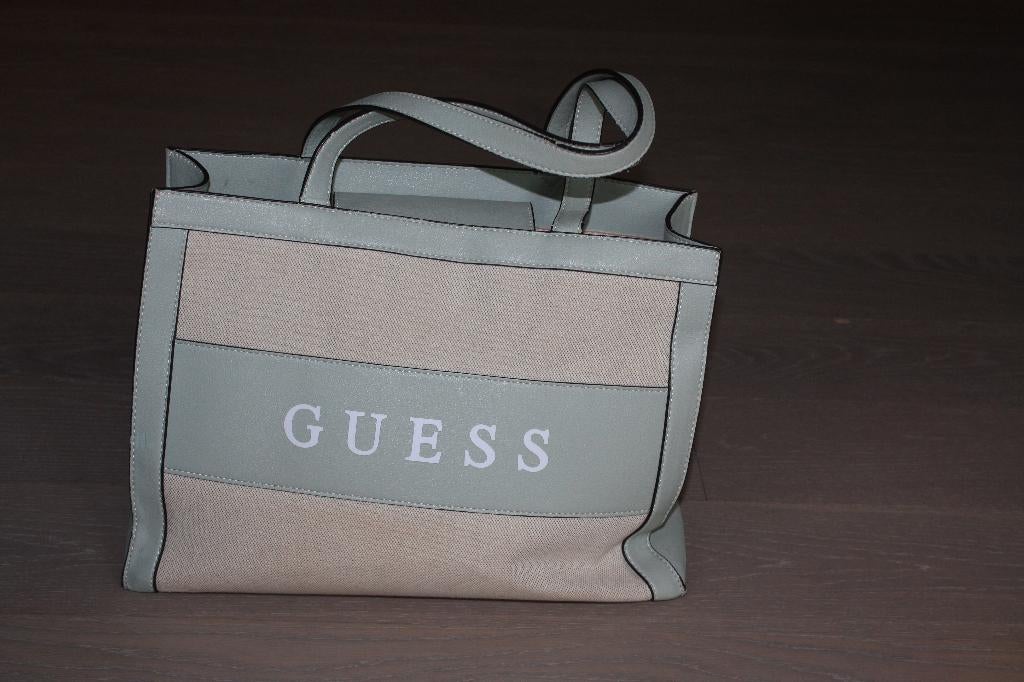 Mooie ecru met mintgroene shopper van Guess, Ophalen of Verzenden, Gebruikt, Beige, Shopper