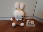 Tiamo nijntje miffy knuffel  met kroontje en bruin jurkje, Ophalen, Zo goed als nieuw, Konijn