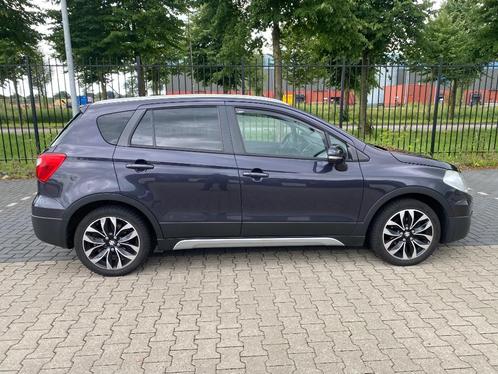 Suzuki SX4 S-Cross 1.6 120PK CVT 2014, Auto's, Suzuki, Particulier, S-Cross, ABS, Airbags, Airconditioning, Bluetooth, Boordcomputer