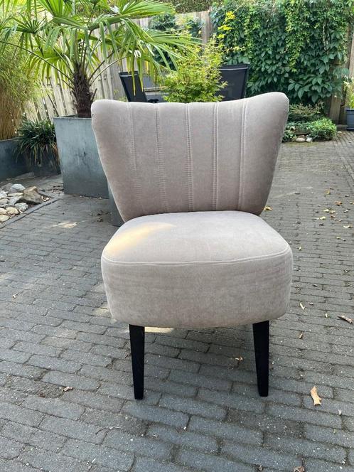 Handige bijzetstoel kleur taupe, Huis en Inrichting, Stoelen, Zo goed als nieuw, Eén, Hout, Stof, Overige kleuren, Ophalen