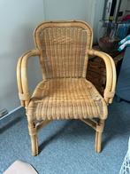Zeer nette rotan stoel, Huis en Inrichting, Stoelen, Ophalen, Overige kleuren, Riet of Rotan, Zo goed als nieuw
