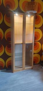 Mooie Ikea billy vitrinekast met verlichting, Huis en Inrichting, Kasten | Vitrinekasten, Ophalen, Gebruikt