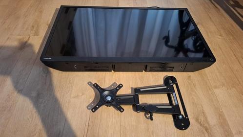 TV 31 inch + meurbeugel, Audio, Tv en Foto, Televisies, Zo goed als nieuw, Toshiba, 50 Hz, Ophalen
