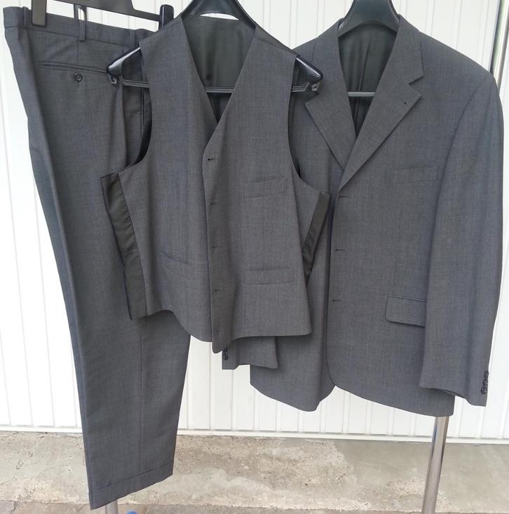 herenkostuum 3-delig Garner donkergrijs maat 52, Kleding | Heren, Kostuums en Colberts, Gedragen, Maat 52/54 (L), Grijs, Ophalen of Verzenden