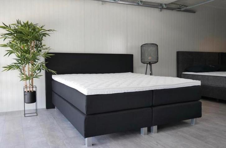 Boxspring 180x 200 bed 180 200 / 2 persoons bed, Huis en Inrichting, Slaapkamer | Boxsprings, Zo goed als nieuw, 180 cm, 200 cm