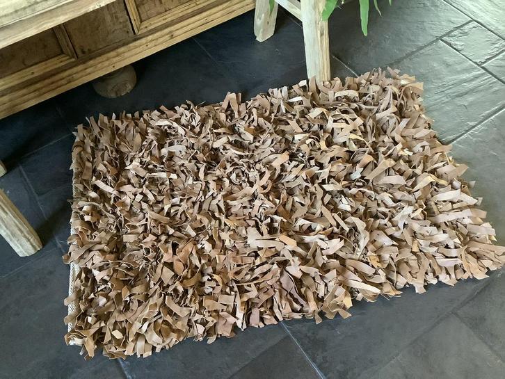 NIEUW super gaaf leren kleed met stroken 90 x 60 cm, Huis en Inrichting, Stoffering | Tapijten en Kleden, Nieuw, Ophalen of Verzenden