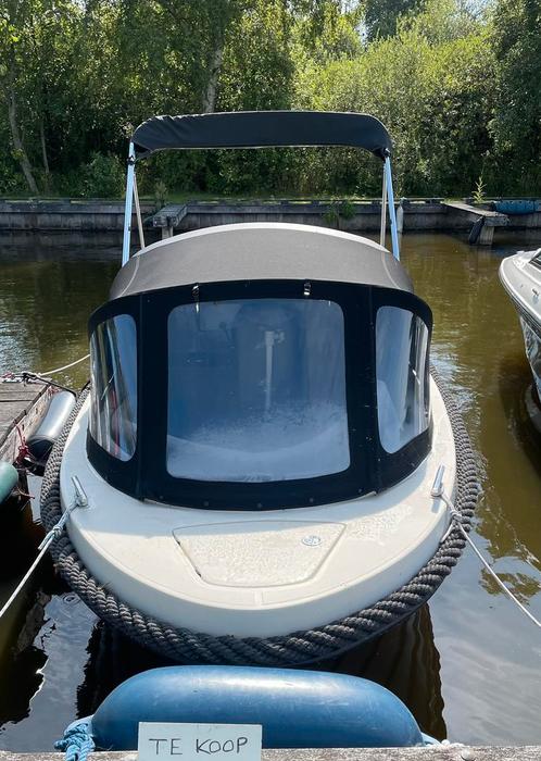 Wiedesloep 530 (15 pk Suzuki) € 10.000, Watersport en Boten, Sloepen, Zo goed als nieuw, 10 tot 30 pk, 3 tot 6 meter, Buitenboordmotor