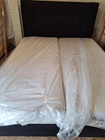 1 Boxspring 160 x 200 cm.