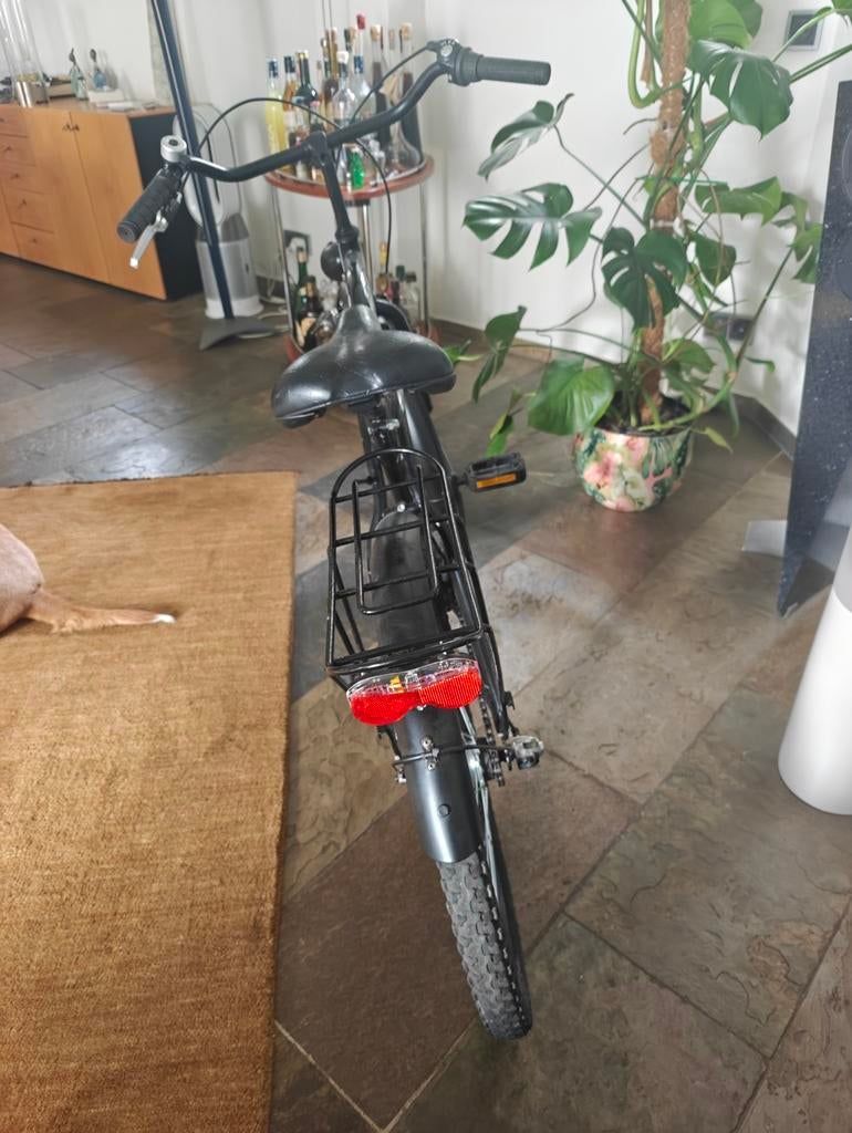 Mooie jongens fiets kleur zwart en in zeer goede sta at, Minder dan 47 cm, Ophalen of Verzenden, Zo goed als nieuw, Versnellingen