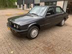 BMW 3-serie E30 lage KM stand!!, Auto's, BMW, Zwart, 4 cilinders, 4 stoelen, 1070 kg