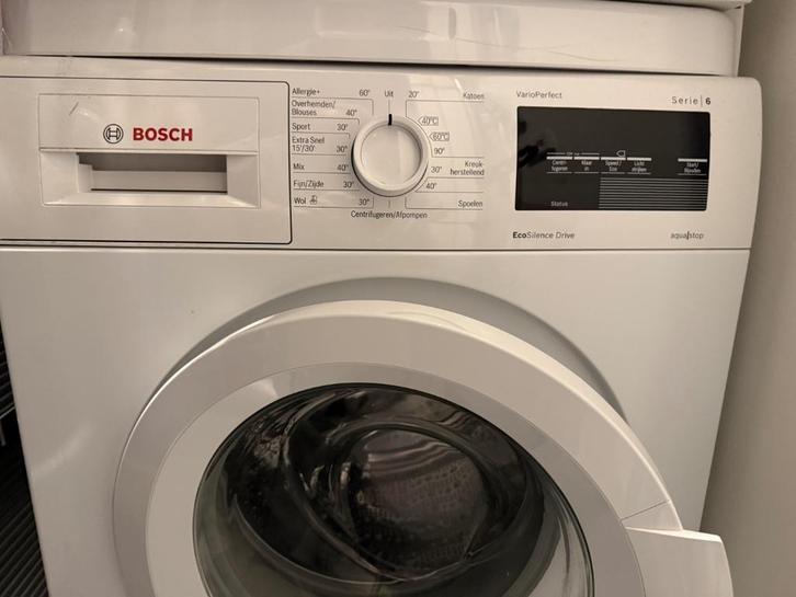 Bosch Exclusiv Wasmachine WNAT323471/17 + Tussenplank, Witgoed en Apparatuur, Wasmachines, Gebruikt, Voorlader, 6 tot 8 kg, 85 tot 90 cm