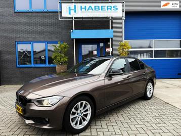 BMW 3-serie 316i High Executive 136PK|Prof Navi|Sportstoelen beschikbaar voor biedingen