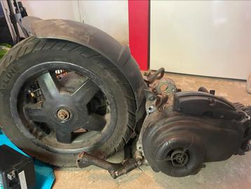 Vespa motorblok beschikbaar voor biedingen