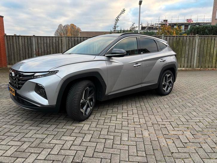 Hyundai Tucson 1.6T-GDI PHEV Premium 4WD Trekhaak Nw banden, Auto's, Hyundai, Particulier, Tucson, 360° camera, 4x4, ABS, Achteruitrijcamera