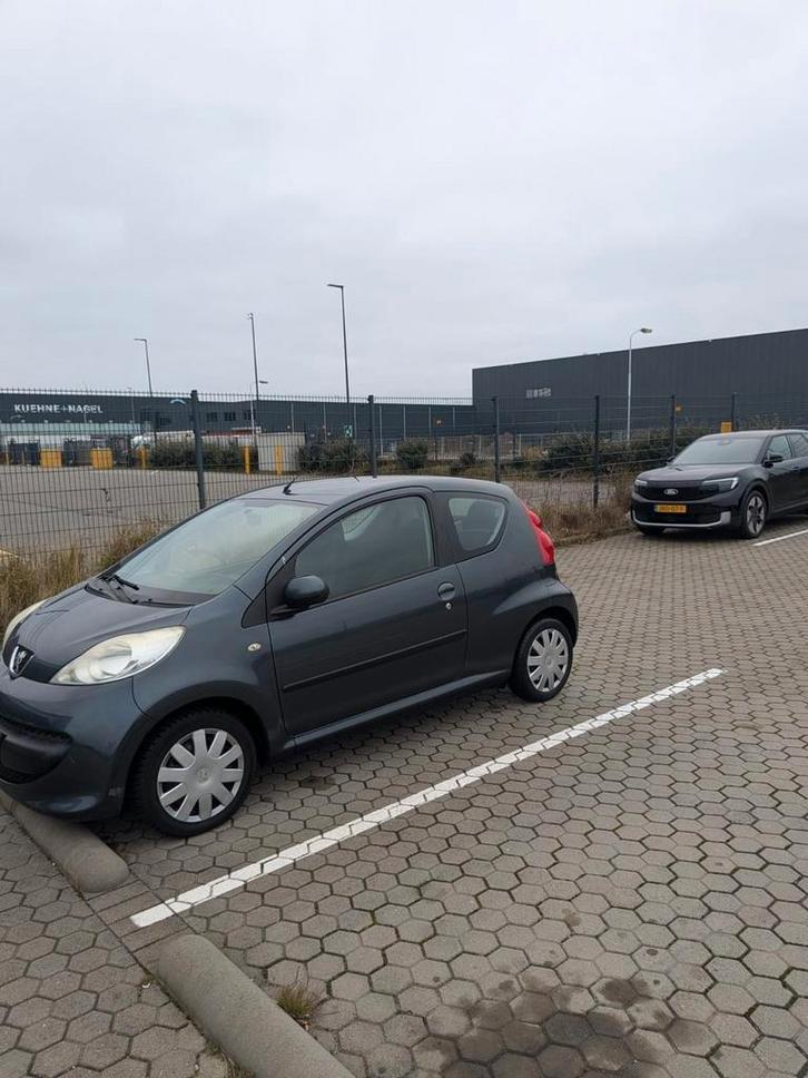 Peugeot 107 1.0 12V 3DR 2007 Grijs, Auto's, Peugeot, Particulier, Airconditioning, Android Auto, Bluetooth, Benzine, A, Hatchback