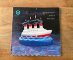 reclame kalender Van Ommeren scheepvaart water en vuur 1996, Ophalen of Verzenden, Zo goed als nieuw, Motorboot, Gebruiksvoorwerp