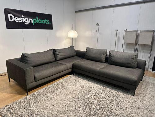 Antraciet Aikon Lounge Hoekbank – Design on Stock, Huis en Inrichting, Banken | Bankstellen, Zo goed als nieuw, Hoekbank, Vierpersoons of meer