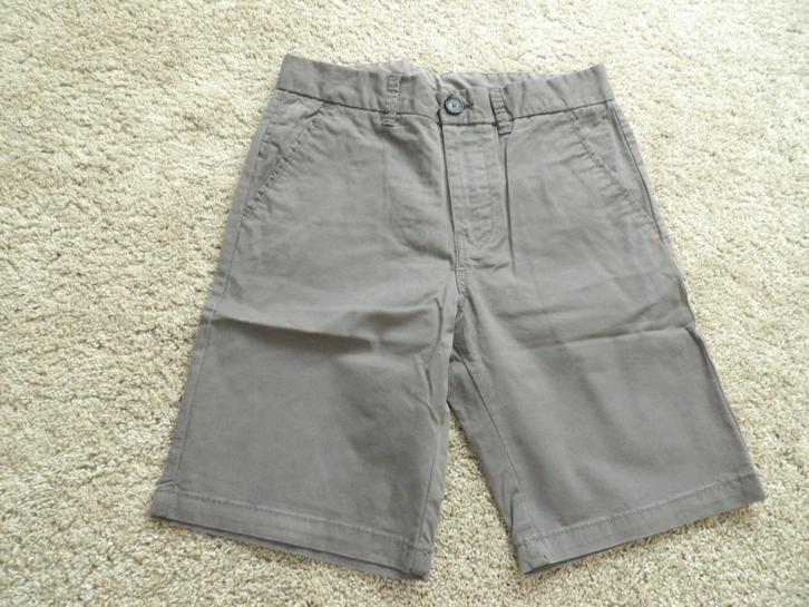 NIEUW 2 mooie effen bruine korte broeken met zakken maat 36, Kleding | Heren, Broeken en Pantalons, Nieuw, Maat 46 (S) of kleiner