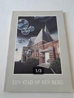 Stad op een berg - Gereformeerde kerk Bergen op Zoom, Ophalen of Verzenden, 20e eeuw of later, Gelezen