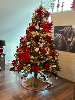 Kunstkerstboom met volledige nieuwe kerstversiering ., Ophalen, Zo goed als nieuw