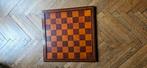 Vintage houten schaakbord met ingelegd hout – handgemaakt, Ophalen of Verzenden