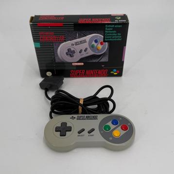 Super Nintendo Controller Origineel in doos beschikbaar voor biedingen