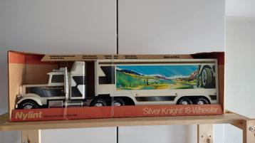 Vrachtwagen nylint silver night bandag beschikbaar voor biedingen