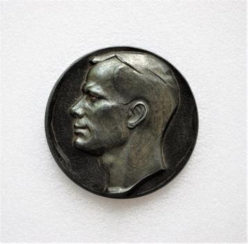 Yuri Gagarin Zwaar metalen plaque 1961 met Handtekening beschikbaar voor biedingen