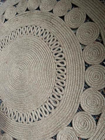Ronde rotan soort riet  vloerkleed 120 diameter voor 30 euro beschikbaar voor biedingen