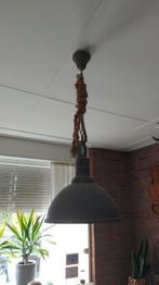 Industriële lamp, Ophalen, Zo goed als nieuw