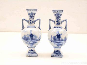 2 Kleine blauwe vaasjes 21816 beschikbaar voor biedingen