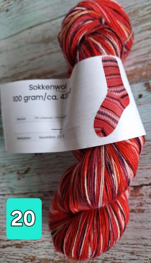 4draads zelfstrepende sokkenwol, kleurecht, 100gram, Hobby en Vrije tijd, Breien en Haken, Nieuw, Breien, Wol of Garen, Ophalen of Verzenden