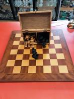 Oude schaakbord, Hobby en Vrije tijd, Ophalen of Verzenden, Zo goed als nieuw