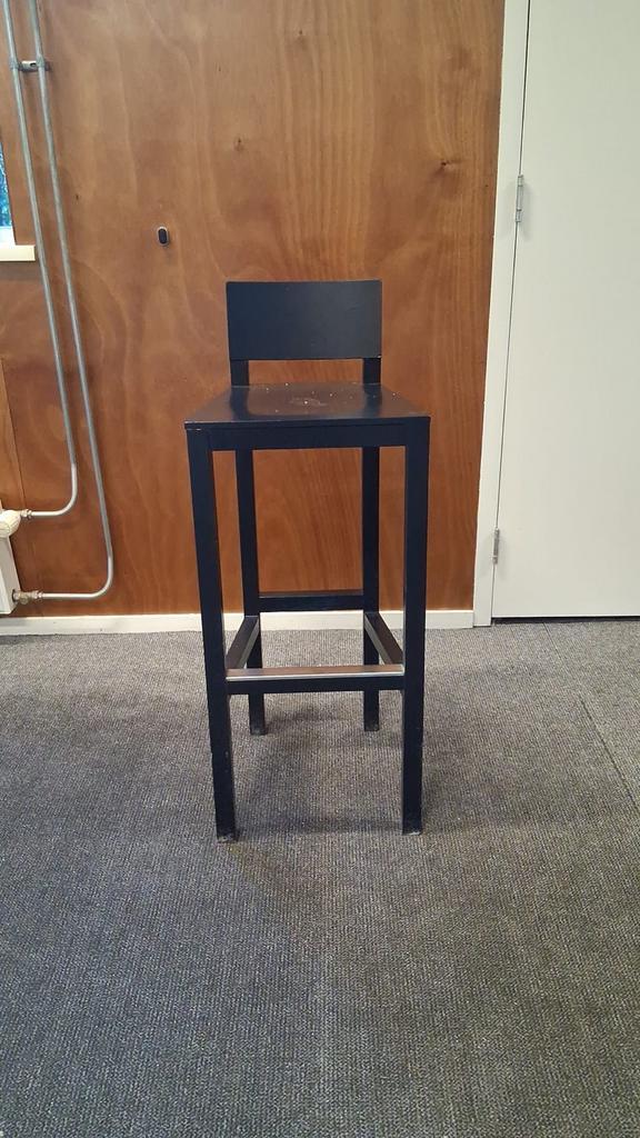 Atelier van Lieshout barkrukken (6 stuks), Huis en Inrichting, Barkrukken, Gebruikt, 60 tot 90 cm, Hout, 5 krukken of meer, Ophalen