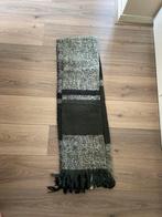 Groene Sjaal met Franjes, Kleding | Dames, Ophalen of Verzenden, Zo goed als nieuw, Sjaal