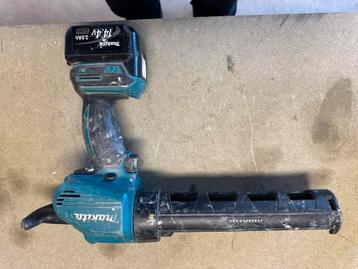 Makita 14v kitspuit, slagschroefmachine en lamp beschikbaar voor biedingen