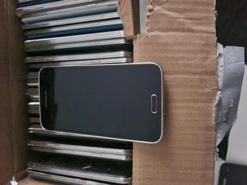 partij galaxy s5/note 4/note 3  totaal 100 stuks beschikbaar voor biedingen
