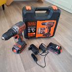 Black + Decker accu schroef- boormachine, 2 accu's, Ophalen, Gebruikt, Boor- en Schroefmachine