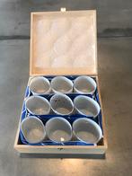 Pieter Stockmans, 9 porselein objecten, Ophalen